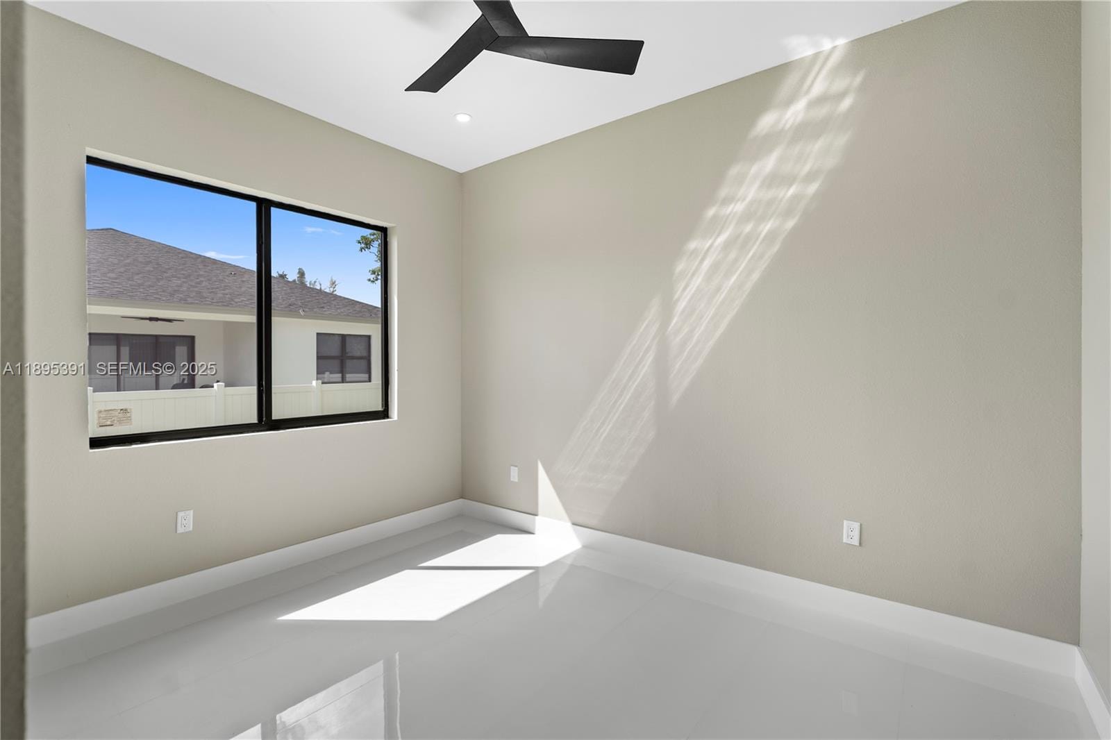 2725 NW 21st Avenue, Oakland Park, FL 33311 photo 21