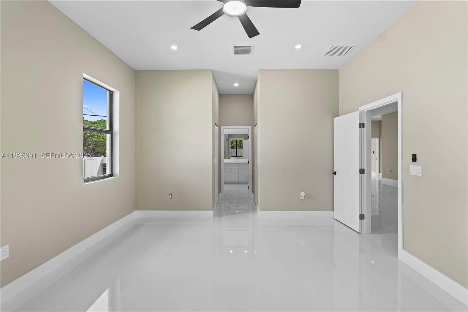 2725 NW 21st Avenue, Oakland Park, FL 33311 photo 24