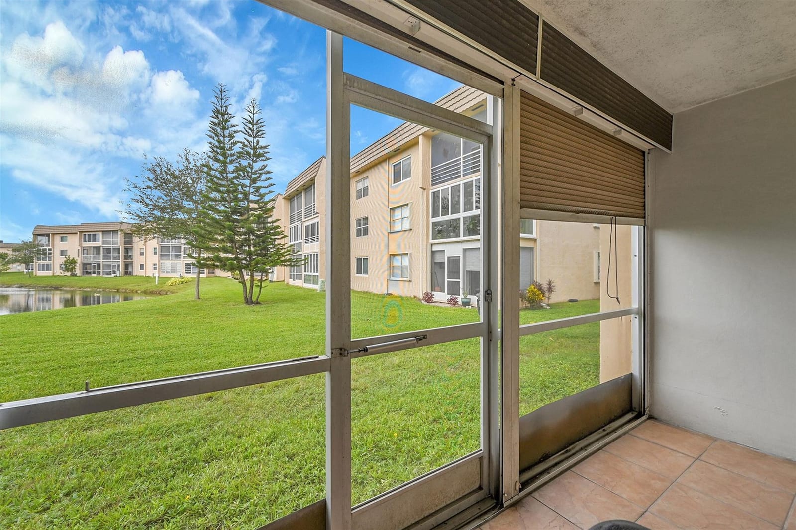 9261 Sunrise Lakes Boulevard 112, Sunrise, FL 33322 photo 13
