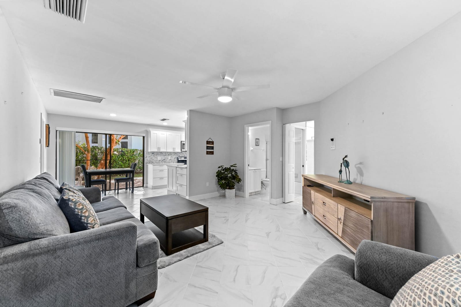 4940 Sherwood Forest Drive, Delray Beach, FL 33445 photo 13