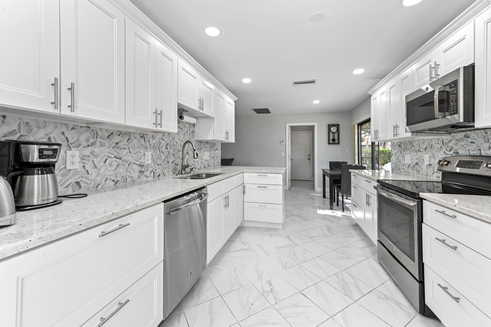 4940 Sherwood Forest Drive, Delray Beach, FL 33445 photo 8