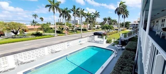 630 Layne Boulevard 219, Hallandale Beach, FL 33009