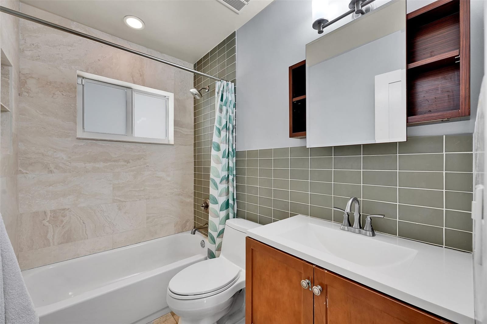 189 SE 2nd Avenue, Pompano Beach, FL 33060 photo 24