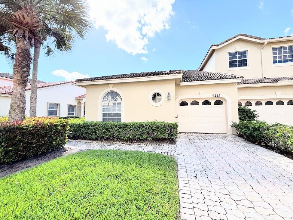 9225 Wentworth Lane, Port St. Lucie, FL 34986