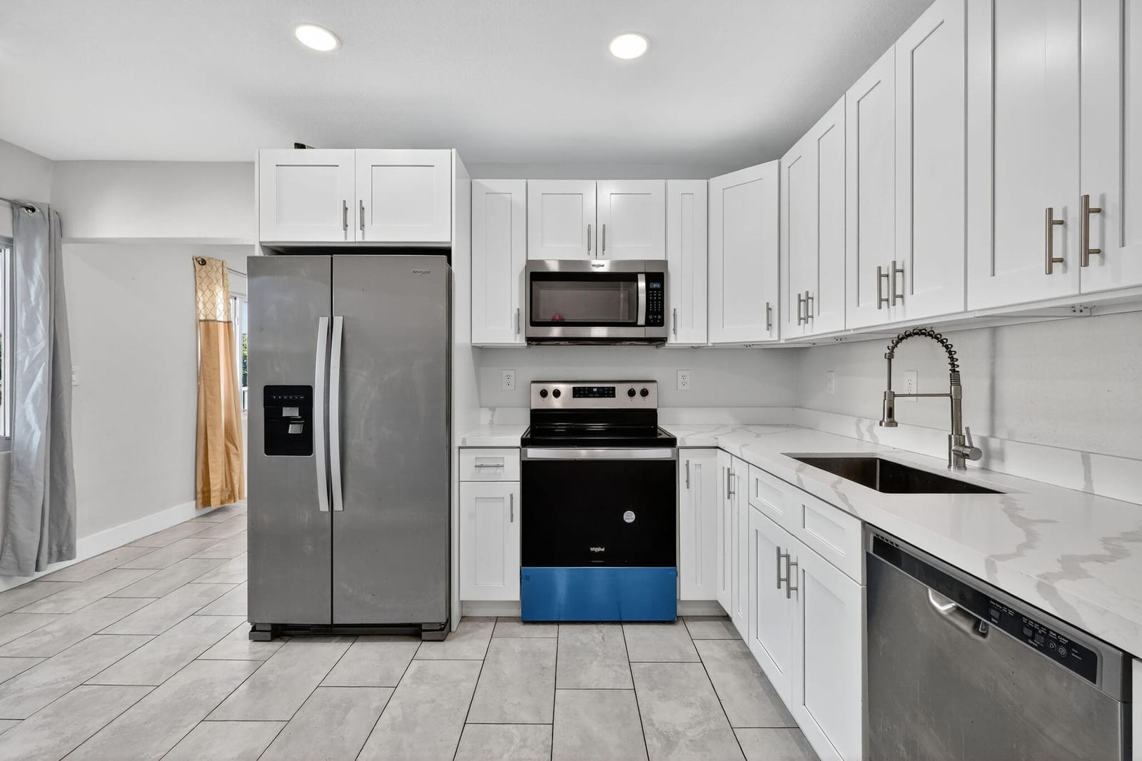 915 S F Street — photo 10