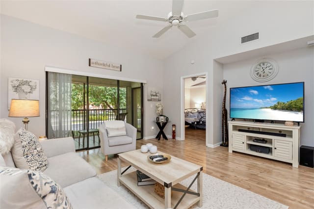 206 Congressional Way 206, sold in Independence Bay, Deerfield Beach, FL