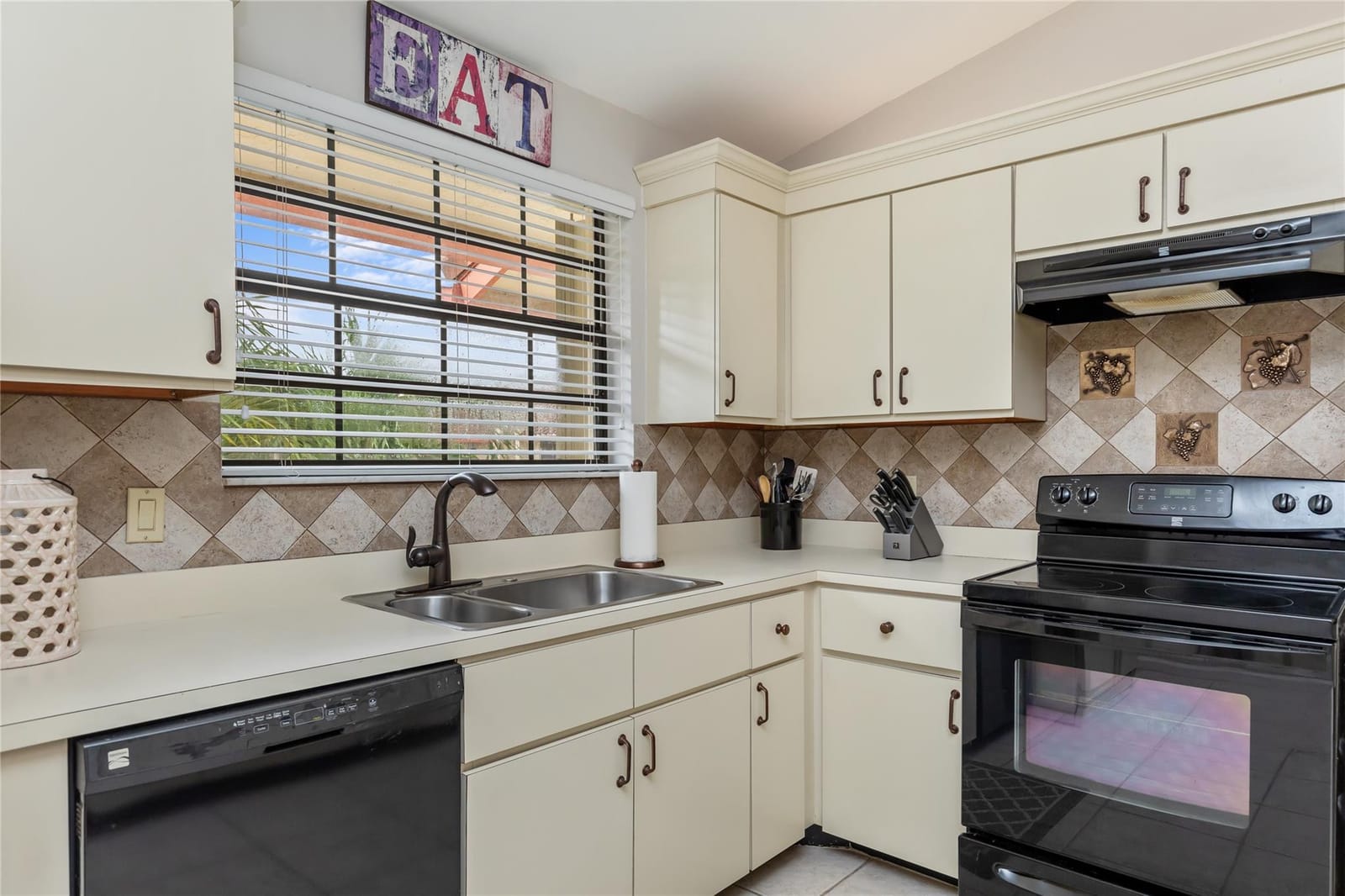 206 Congressional Way 206, Deerfield Beach, FL 33442 photo 10