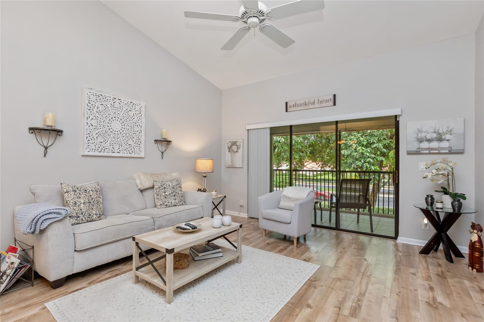 206 Congressional Way 206, Deerfield Beach, FL 33442 photo 4