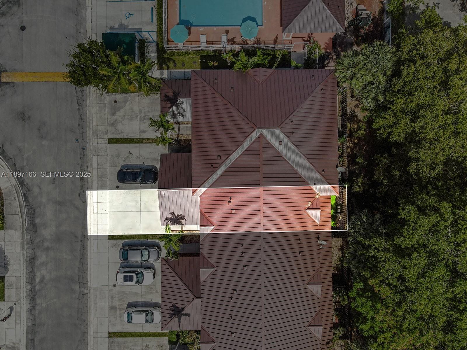 1061 NW 100th Avenue, Pembroke Pines, FL 33024 photo 24