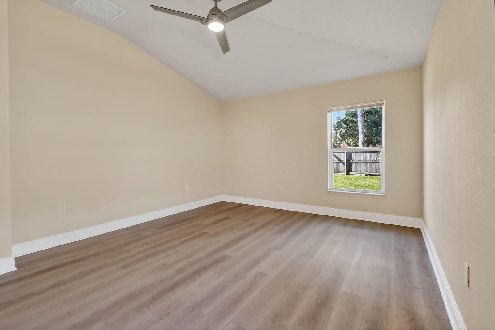 1492 SE Morrow Street, Port St. Lucie, FL 34983 photo 27