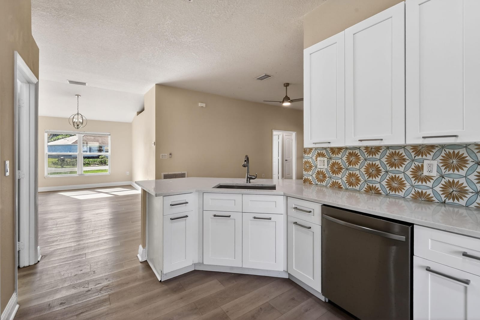 1492 SE Morrow Street — photo 7