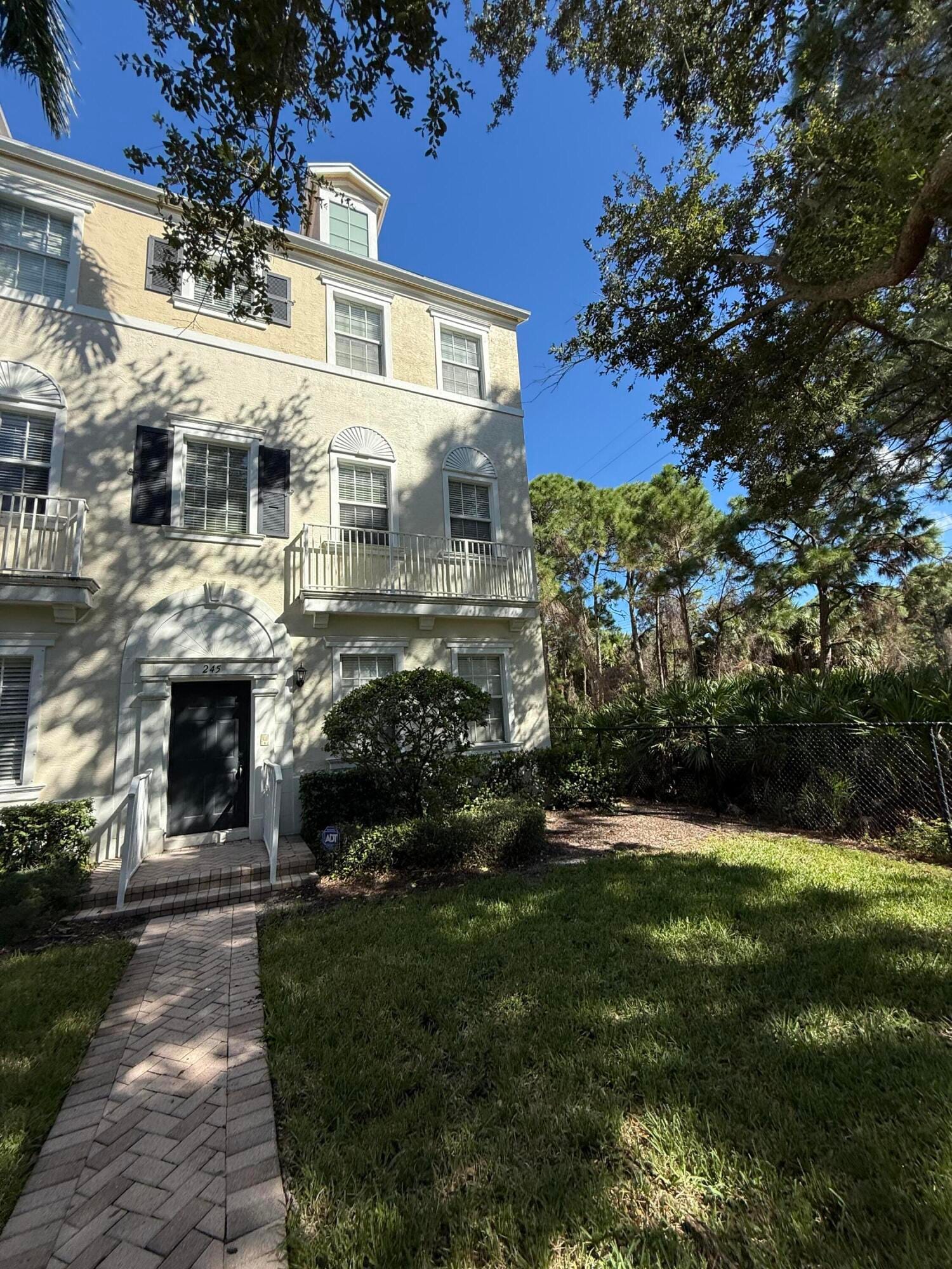 245 E Thatch Palm Circle, Jupiter, FL 33458