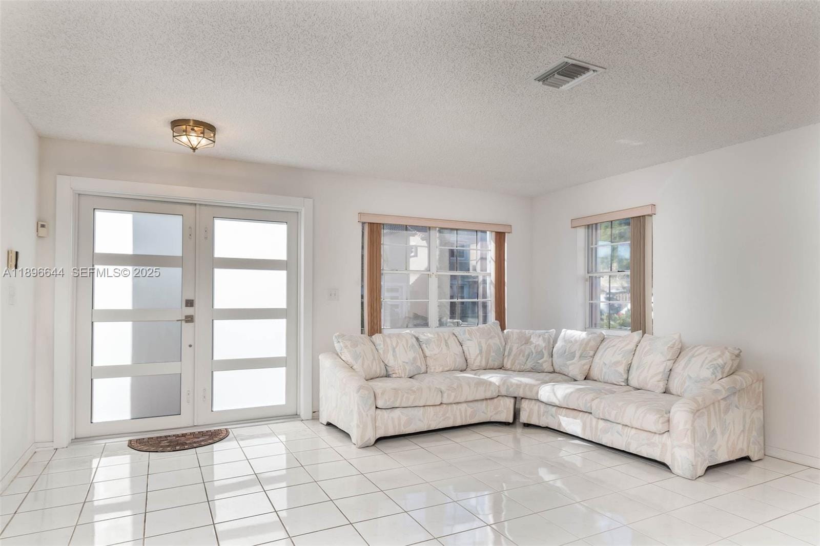 15011 SW 112th Terrace — photo 4