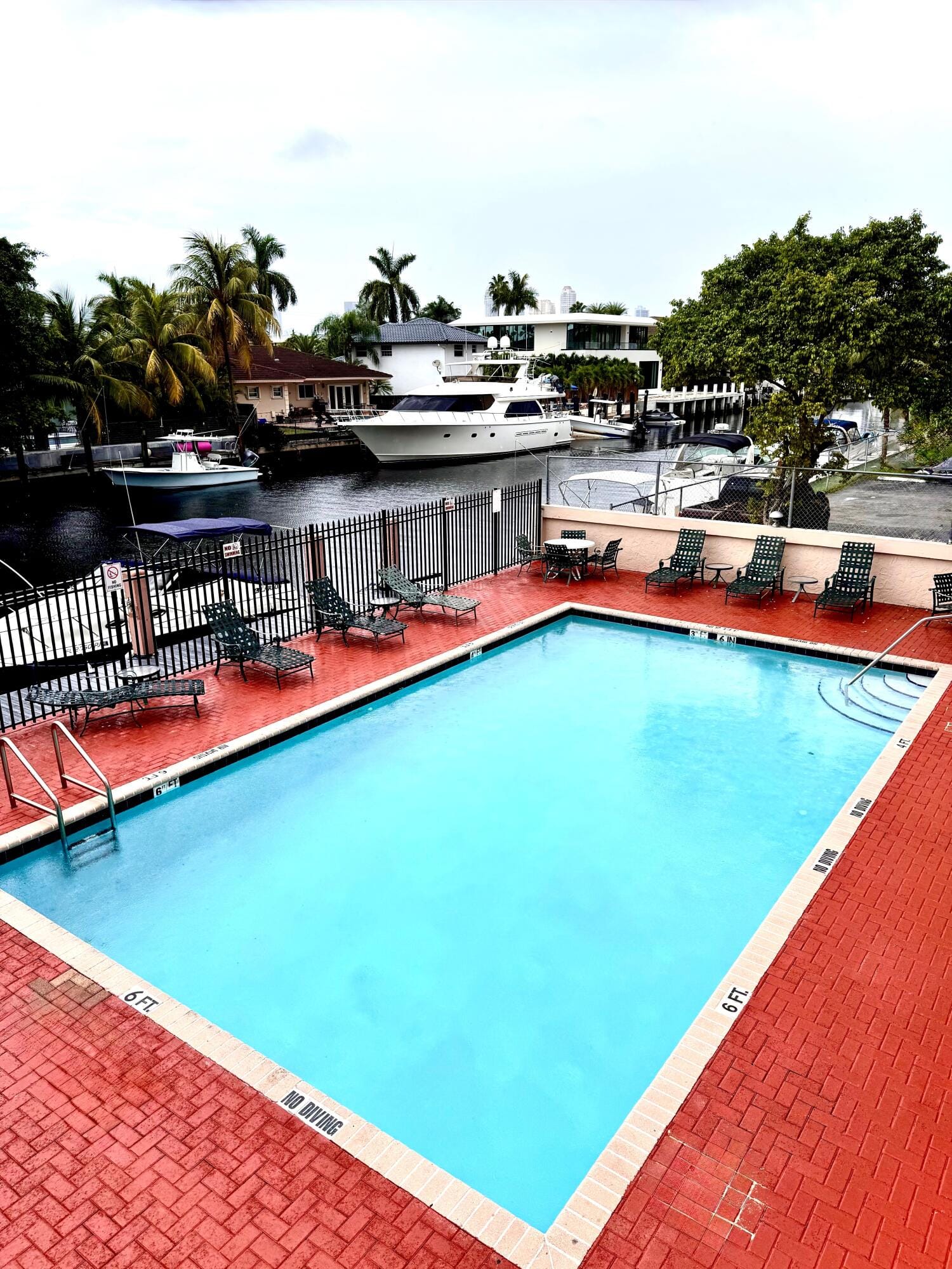 2903 NE 163 Street 208, North Miami Beach, FL 33160 photo 14