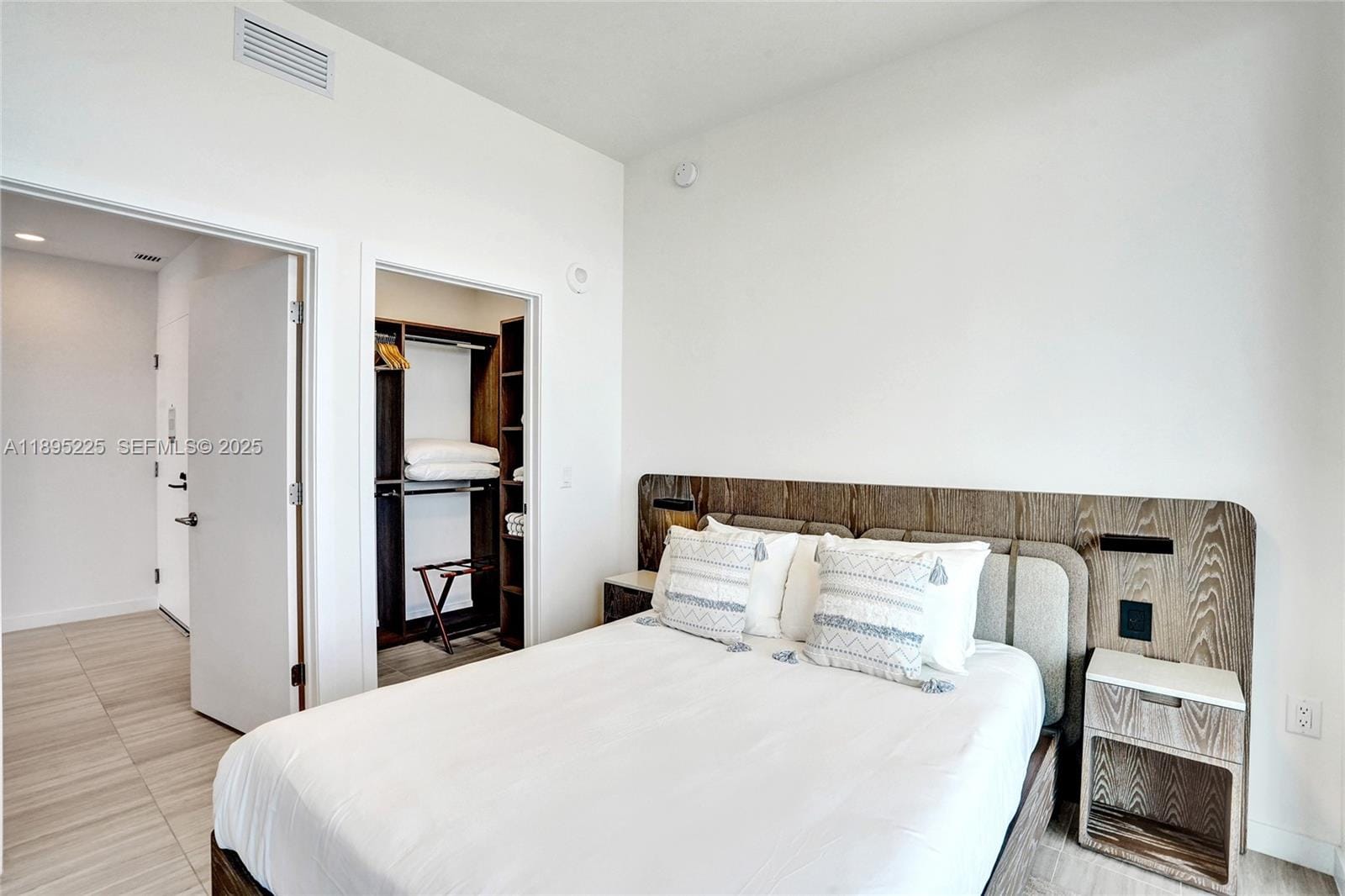 580 72nd Street 2102, Miami Beach, FL 33141 photo 15