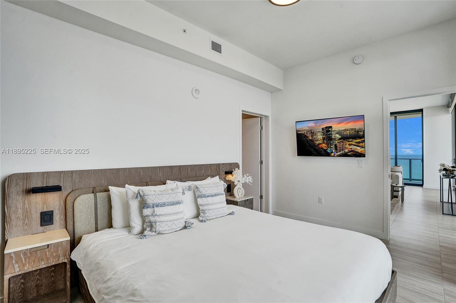 580 72nd Street 2102, Miami Beach, FL 33141 photo 19
