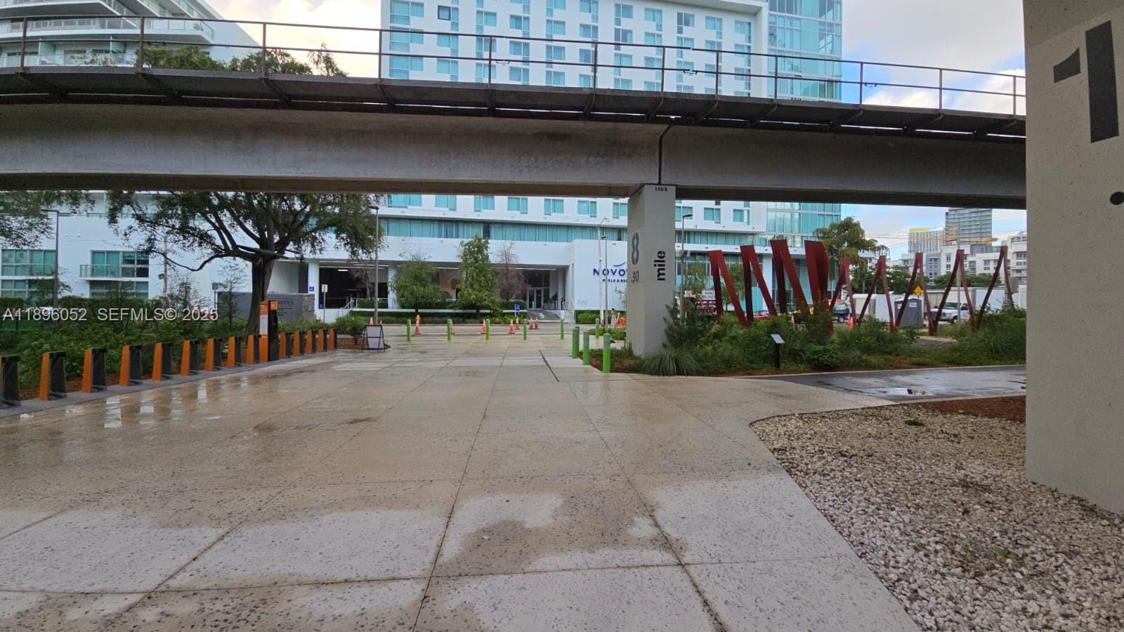 Mediterranean Food Truck Mediterranean Food Truck For Sale In Miami, Miami, FL 33130 photo 18