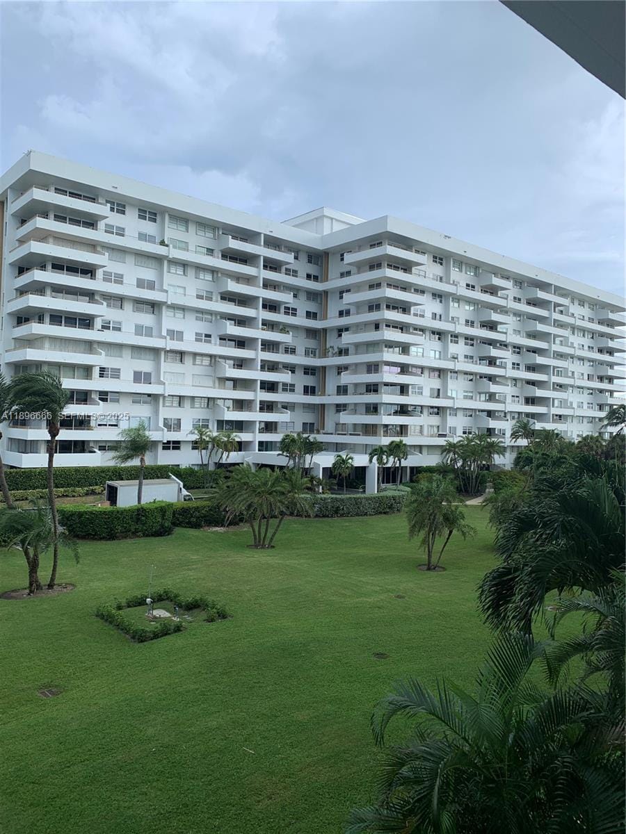 177 Ocean Lane Drive 208, Key Biscayne, FL 33149