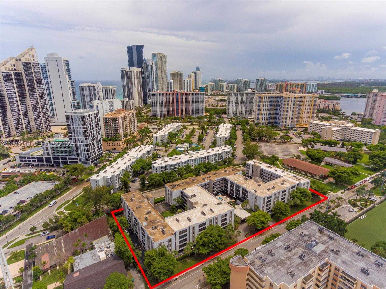 201 178th Drive 426, Sunny Isles Beach, FL 33160 photo 28