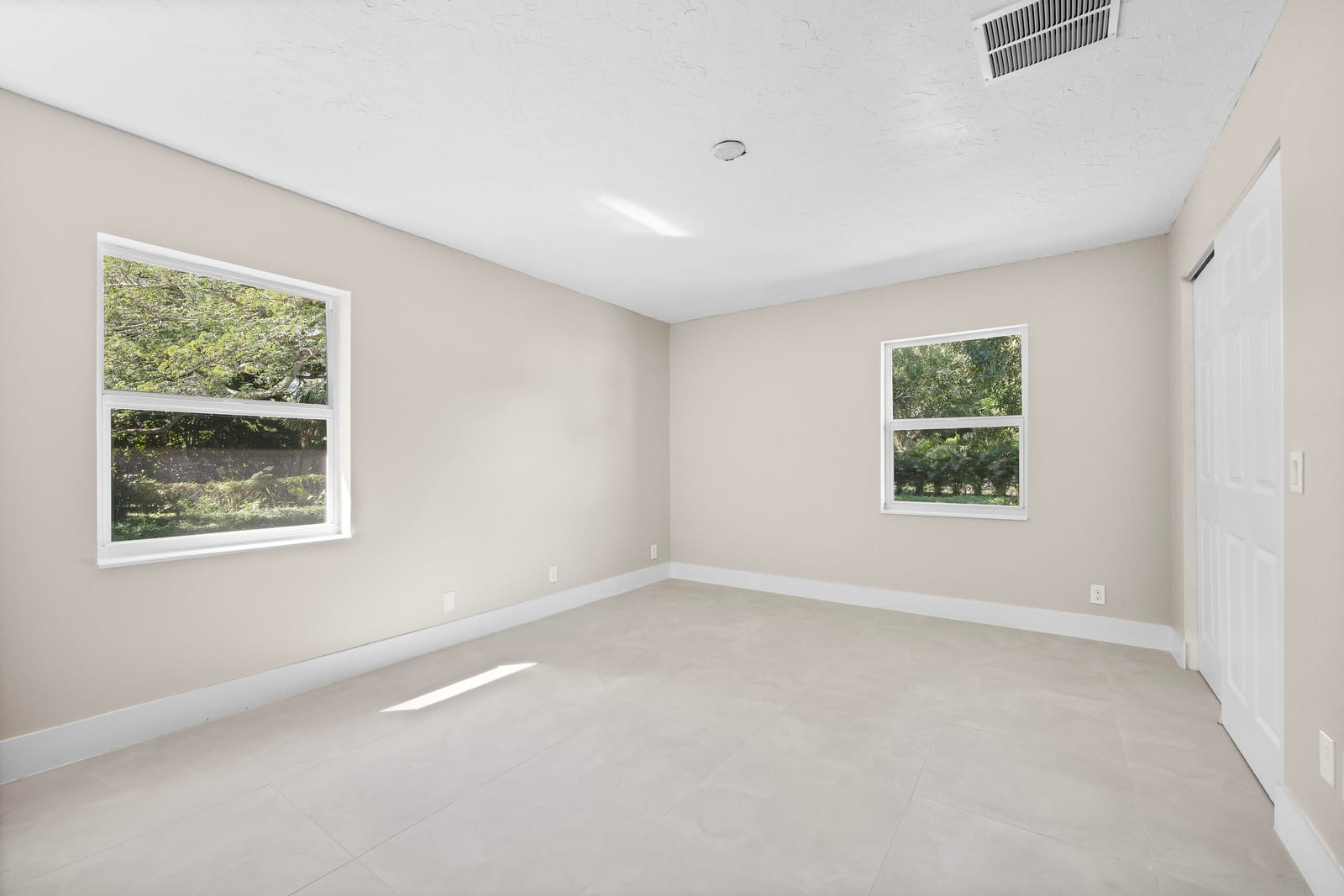 1915 S 33rd Street, Fort Pierce, FL 34947 photo 11