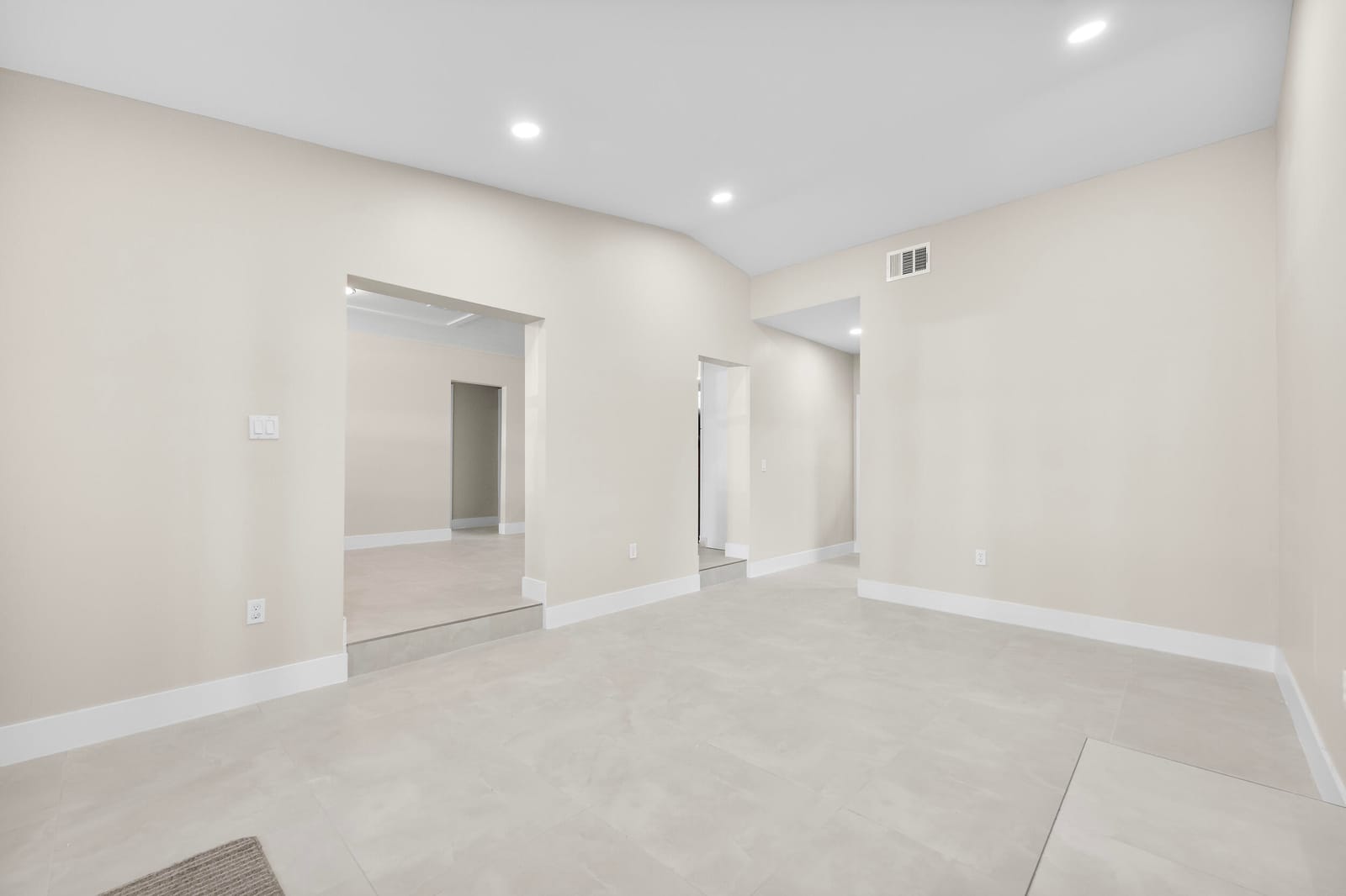 1915 S 33rd Street, Fort Pierce, FL 34947 photo 5