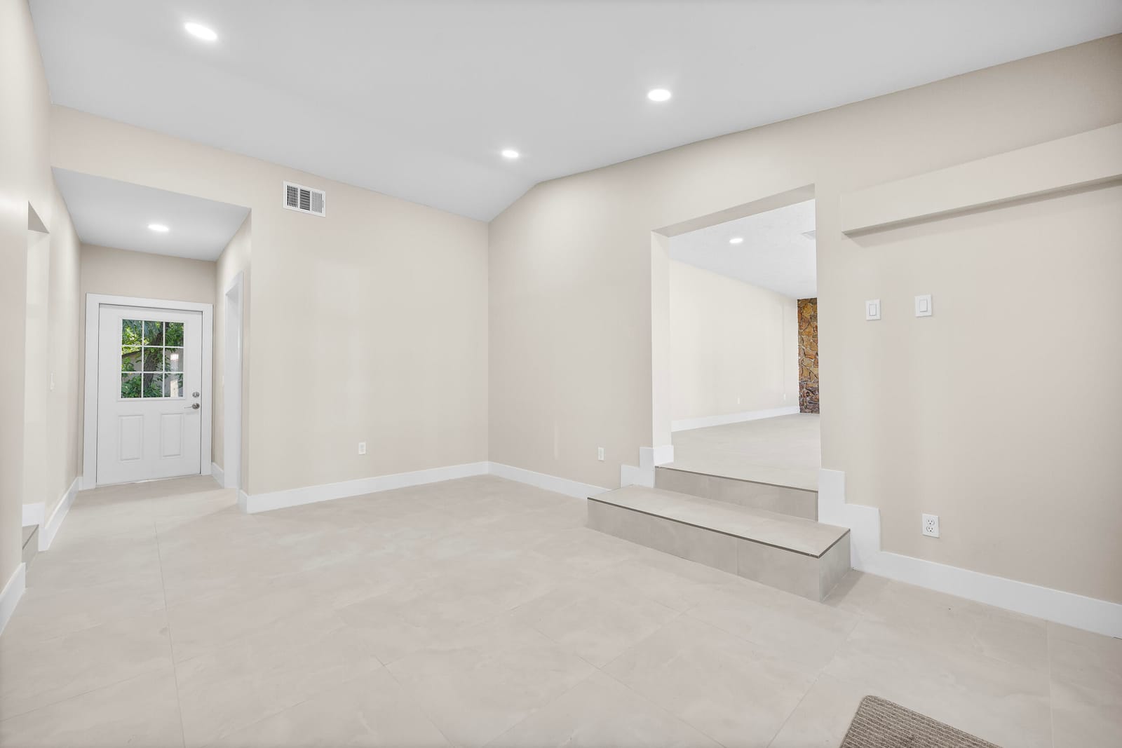1915 S 33rd Street, Fort Pierce, FL 34947 photo 6