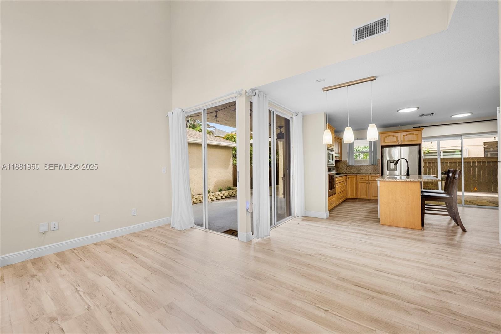 11862 NW 13th Street — photo 4