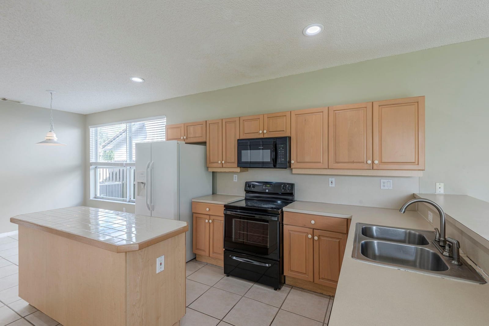 14951 SW 157th Court — photo 11