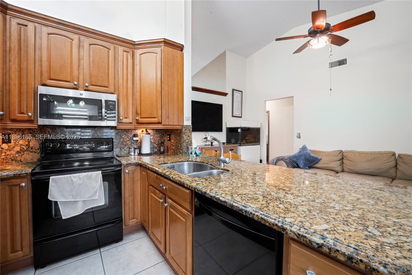15806 SW 144th Place, Miami, FL 33177 photo 19