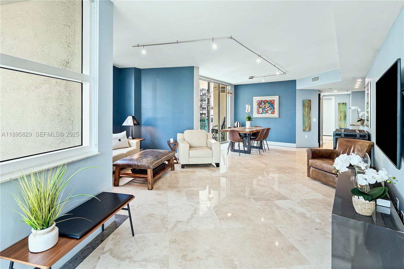 350 SE 2nd Street 1430, Fort Lauderdale, FL 33301 photo 3