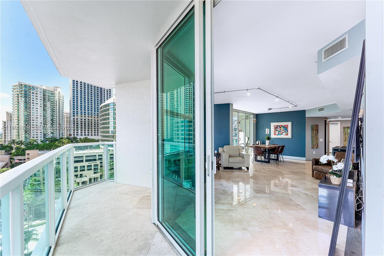 350 SE 2nd Street 1430, Fort Lauderdale, FL 33301 photo 5