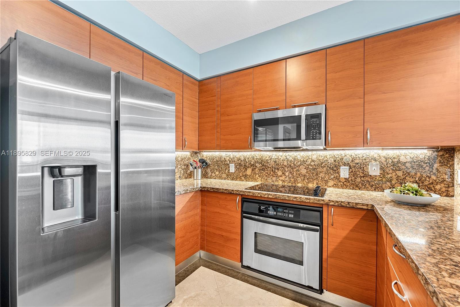 350 SE 2nd Street 1430, Fort Lauderdale, FL 33301 photo 8