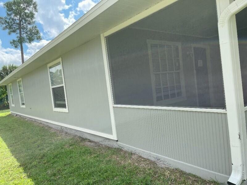 1550 17th Court SW — photo 3