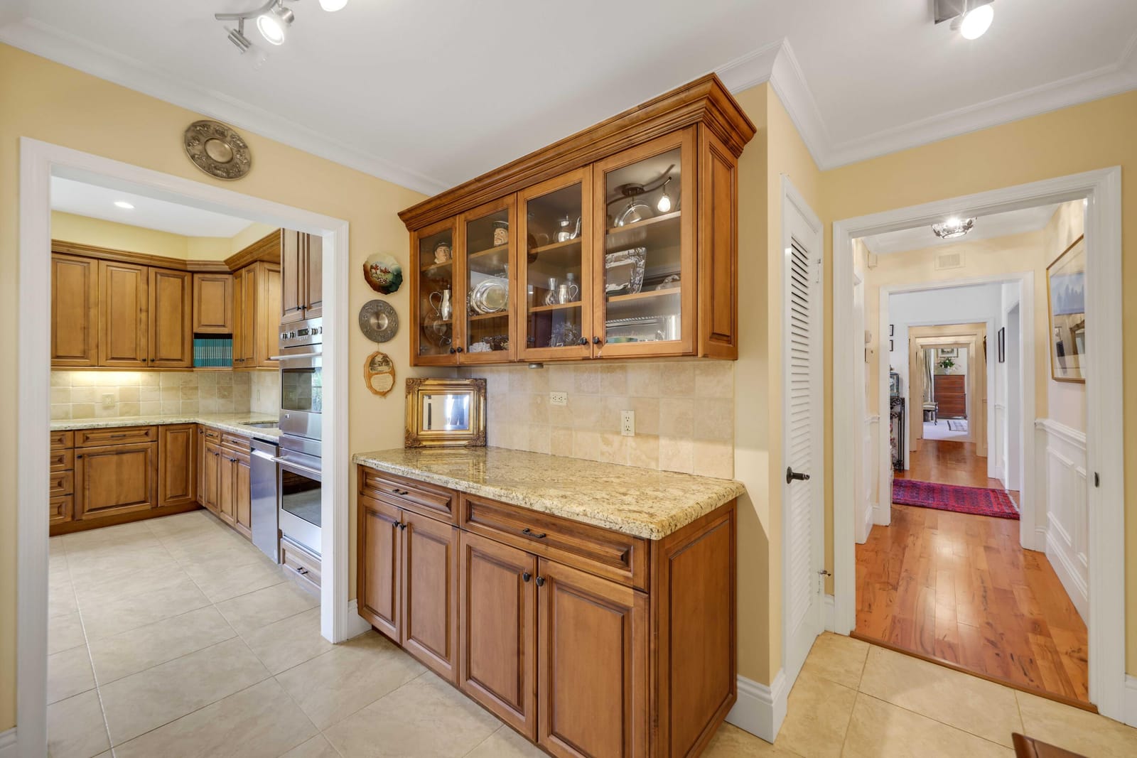 36 Country Road, Village of Golf, FL 33436 photo 20