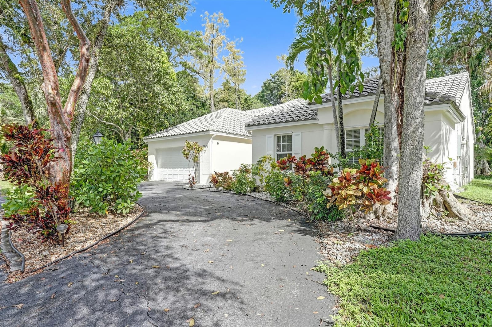 3564 Sanctuary Drive, Coral Springs, FL 33065