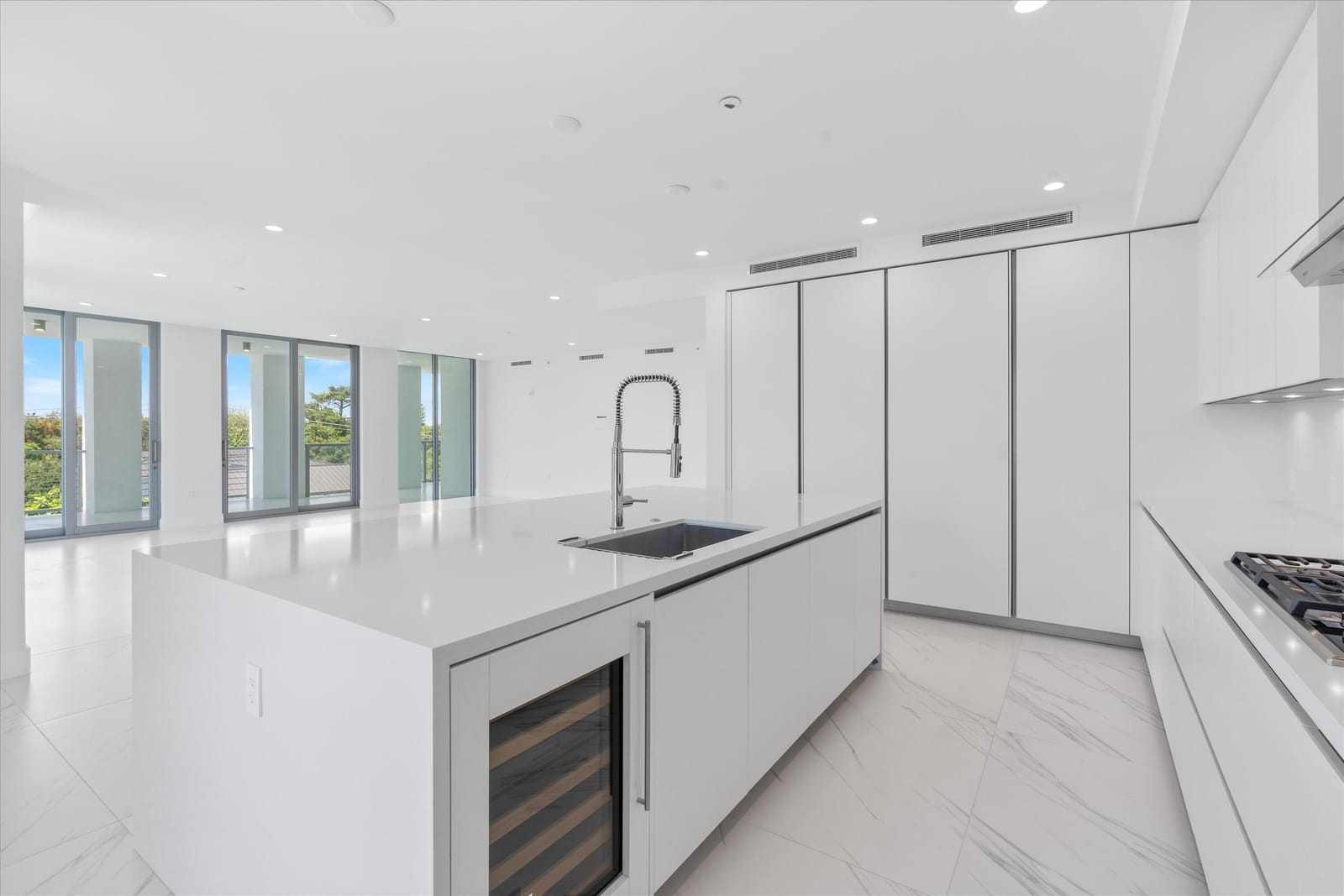 495 E Royal Palm Road 402, Boca Raton, FL 33432 photo 11