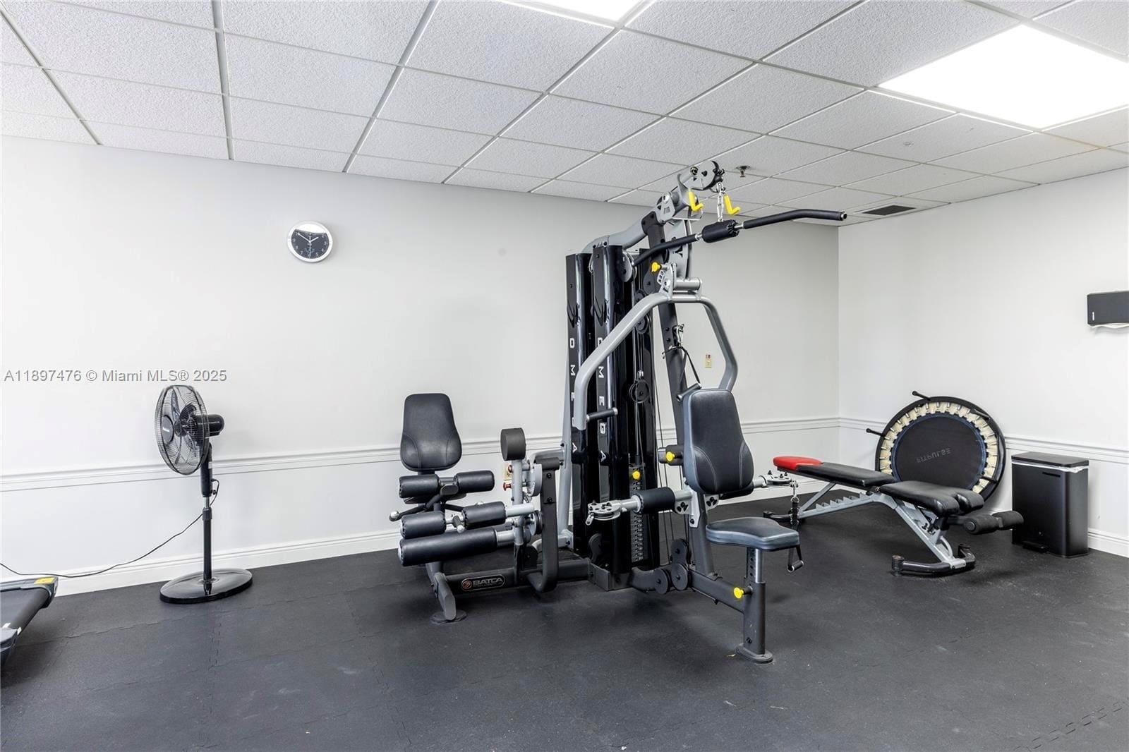 3200 Collins Avenue 8-4, Miami Beach, FL 33140 photo 10