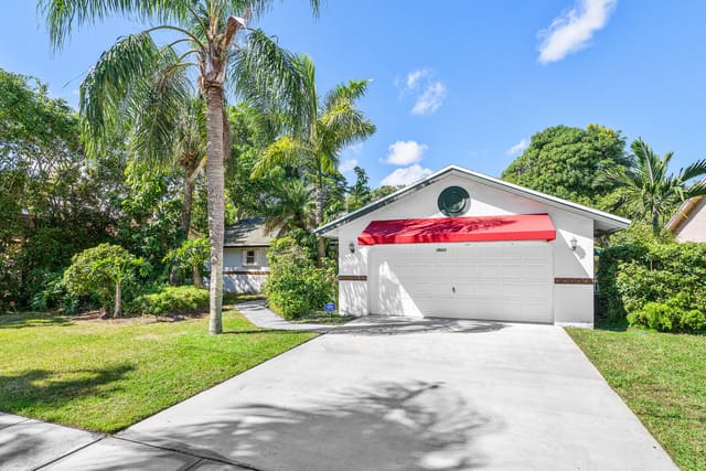 7601 Texas Trail, Boca Raton, FL 33487