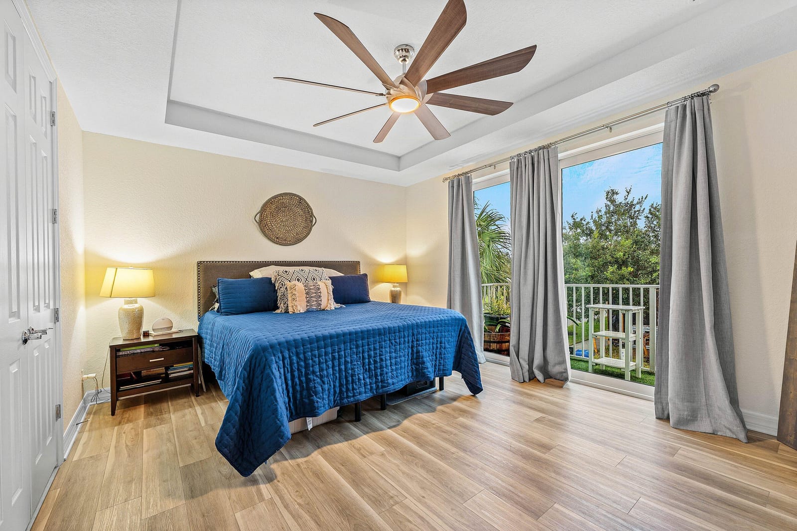 1056 Community Drive, Jupiter, FL 33458 photo 4