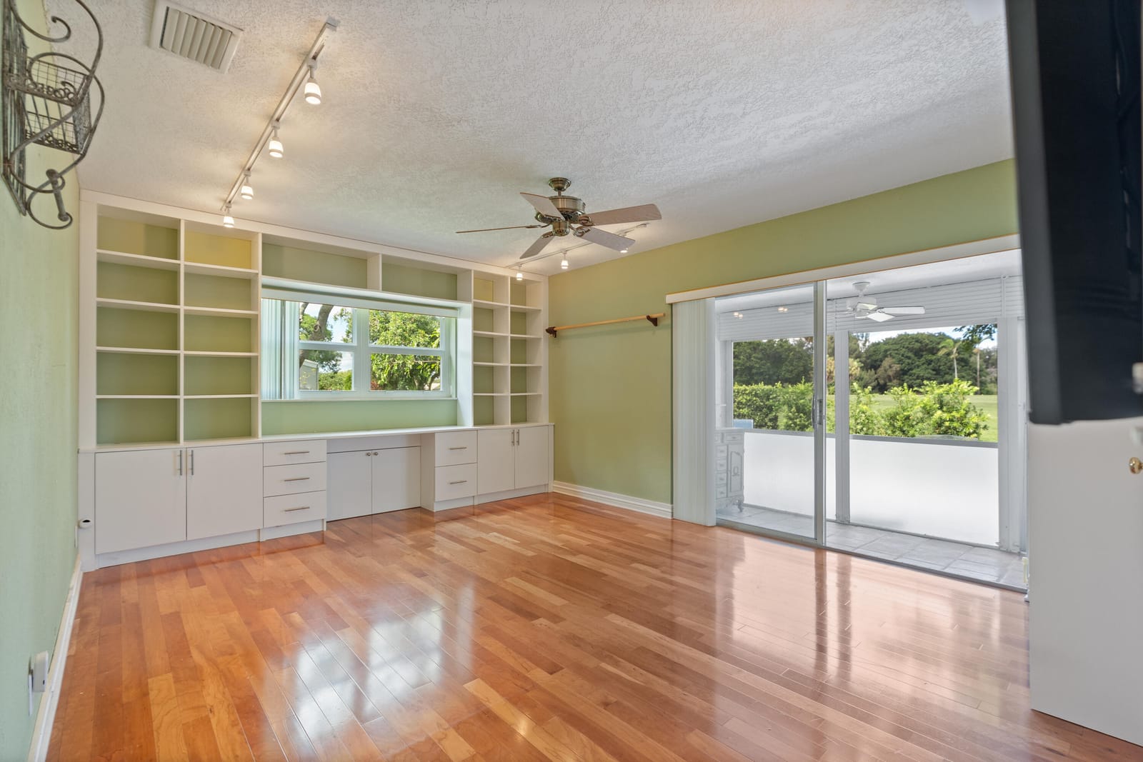 2303 Lowson Boulevard D, Delray Beach, FL 33445 photo 24