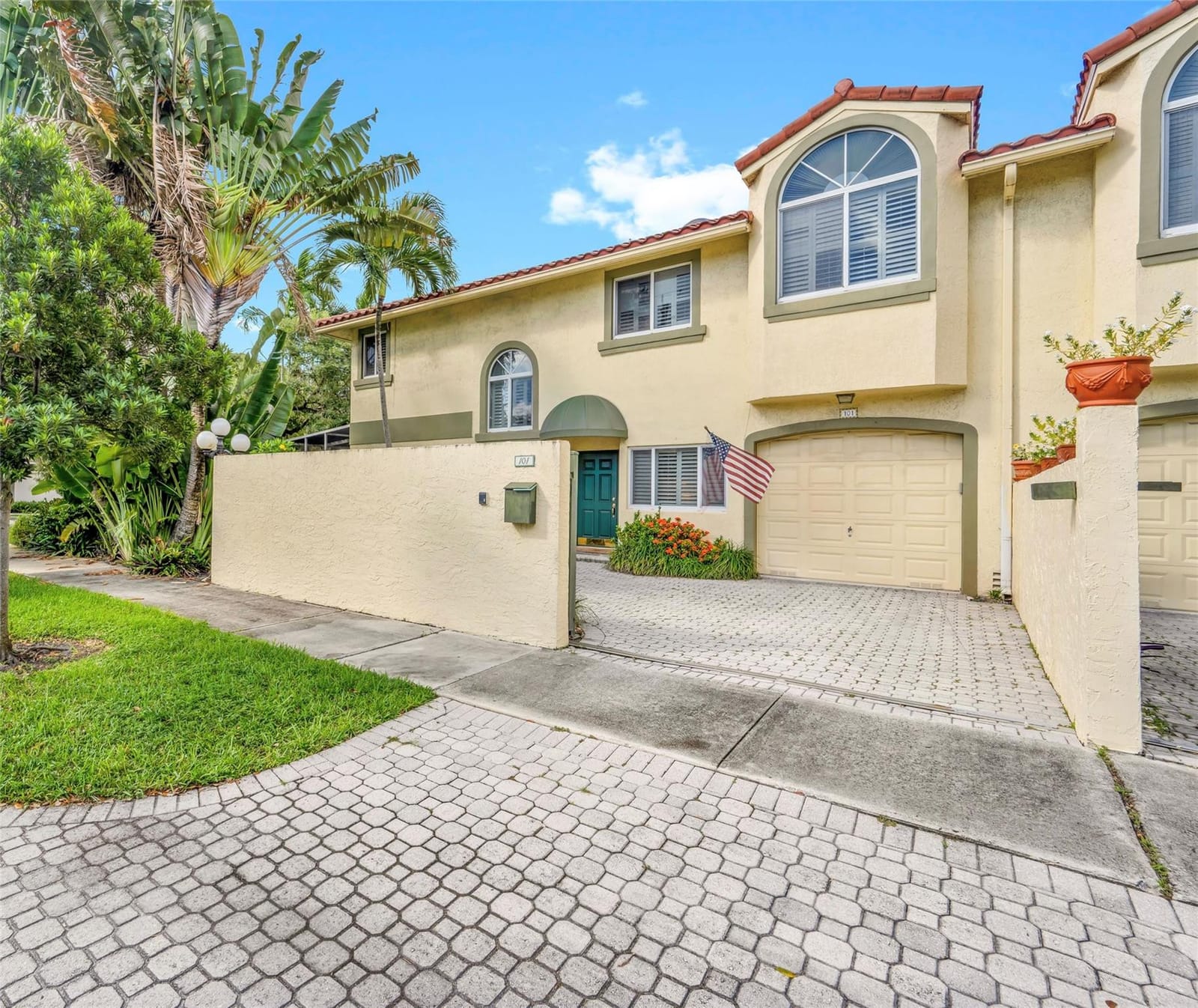 101 NE 14th Avenue 101, Fort Lauderdale, FL 33301