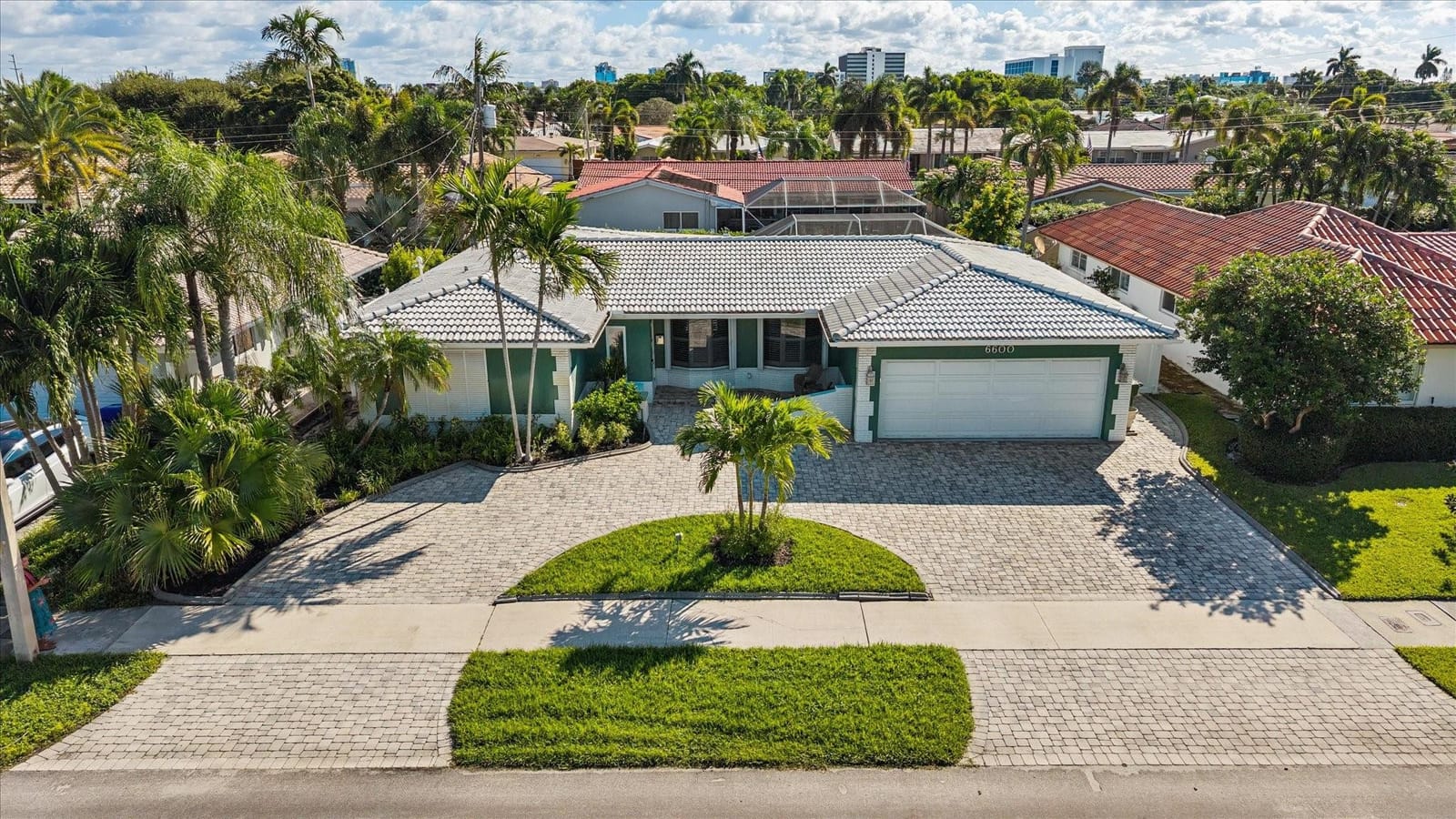 6600 NE 21st Avenue, Fort Lauderdale, FL 33308