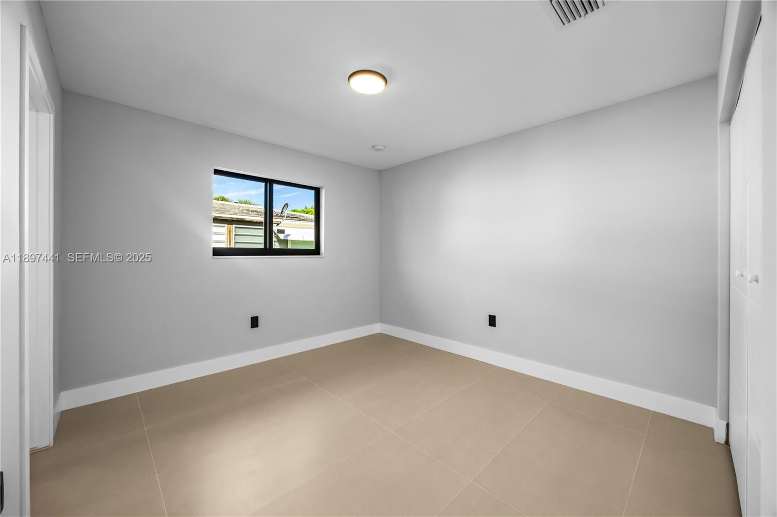 205 SE 3rd Street, Dania Beach, FL 33004 photo 10