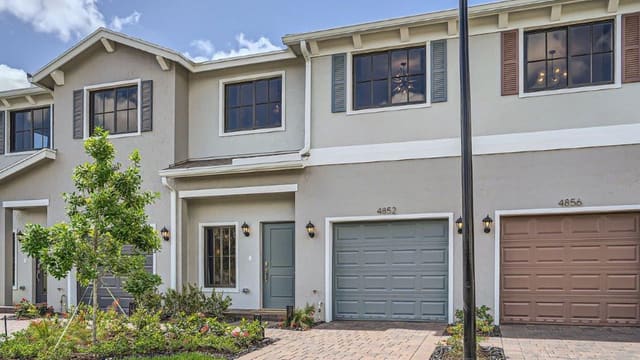 4841 Dillion Street, Lake Worth, FL 33463