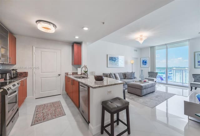 1945 S Ocean Drive 1909, sold in Ocean Marine Yacht Club, Hallandale Beach, FL