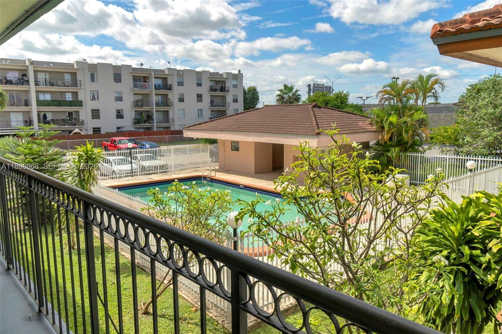 5851 W 20th Avenue 412, Hialeah, FL 33012
