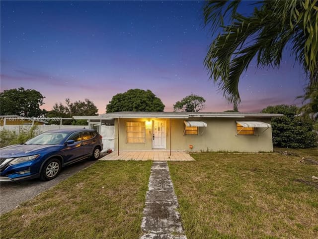 3201 NW 83rd Street, sold in Anderson Heights, Miami, FL