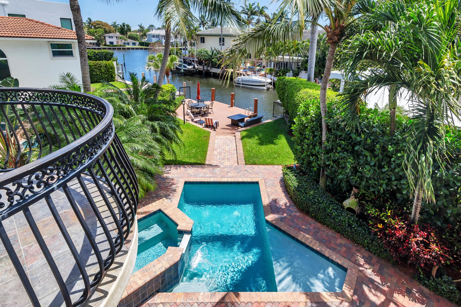 702 SE 7th Street, Delray Beach, FL 33483 photo 2