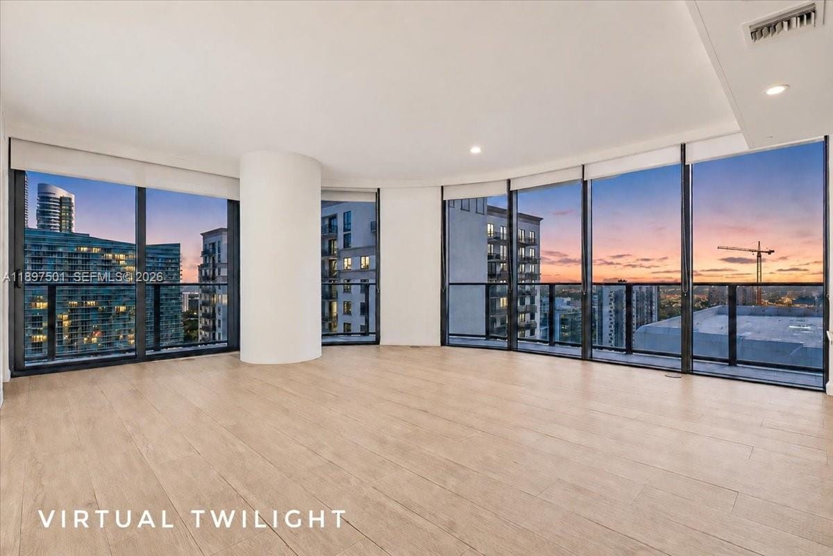 55 SW 9th Street 3006, Miami, FL 33130 photo 2