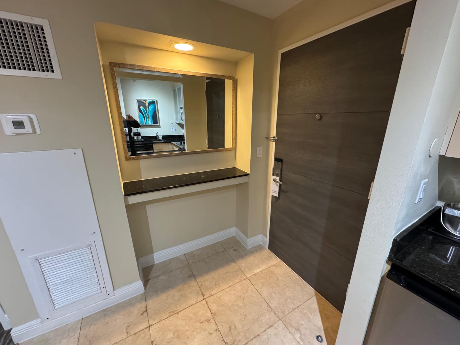 2670 E Sunrise Boulevard 318 — photo 3